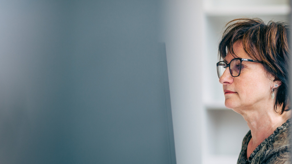 Wo Zahlen auf Lebensfreude treffen – Reyhan Sari im Portrait